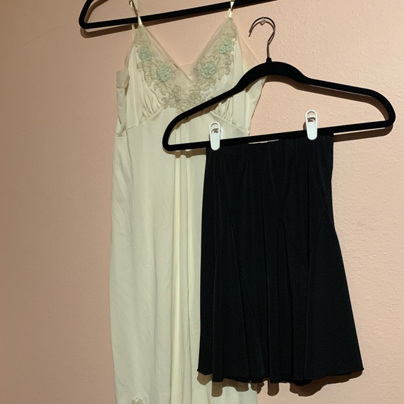 COTTAGE CORE BUNDLE-SKIRT AND DRESS - Picture 2 of 4